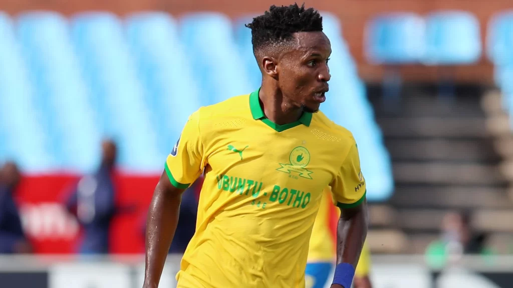 Kaizer Chiefs vs Mamelodi Sundowns: A Battle for Supremacy