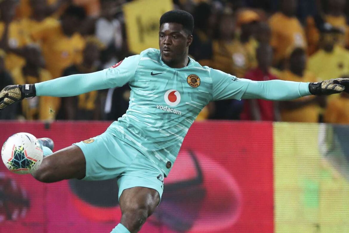Daniel Akpeyi's mistakes put Kaizer Chiefs in trouble