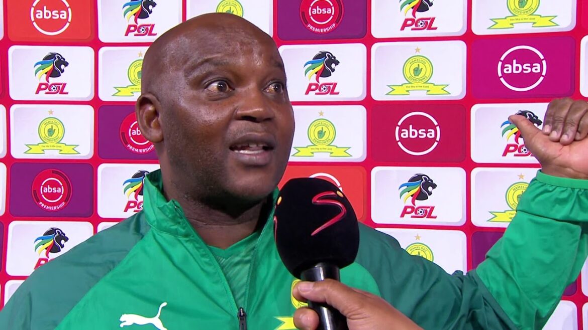 Khama Billiat and Itumeleng Khune