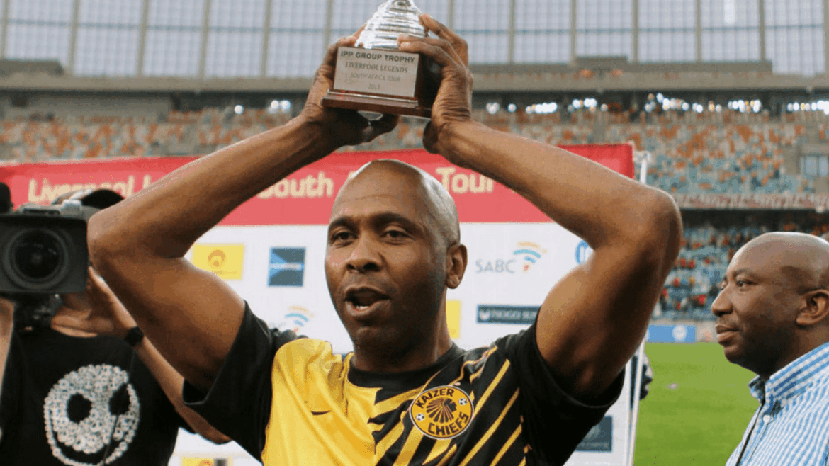 Lucas Radebe calls the PSL to give the title to Kaizer Chiefs