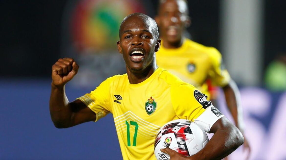 Kaizer Chiefs and Mamelodi Sundowns both linked to Knowledge Musona.