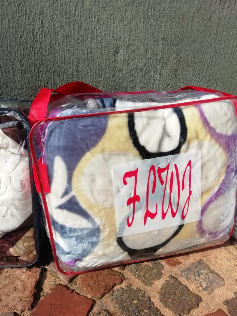 Cheap blankets for winter are here