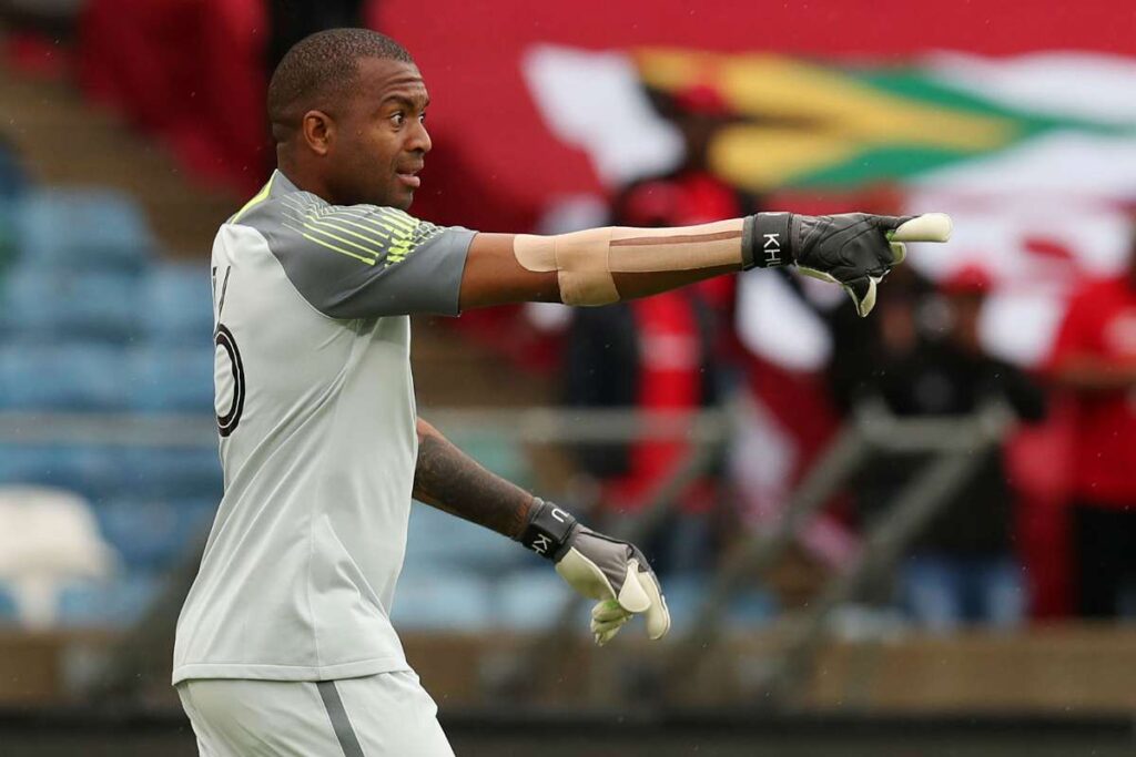 Itumeleng Khune is blamed by some people and some defended him