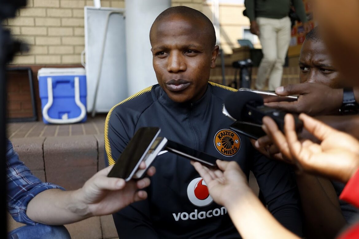 Junior Khanye's comments are not health for Kaizer Chiefs fans