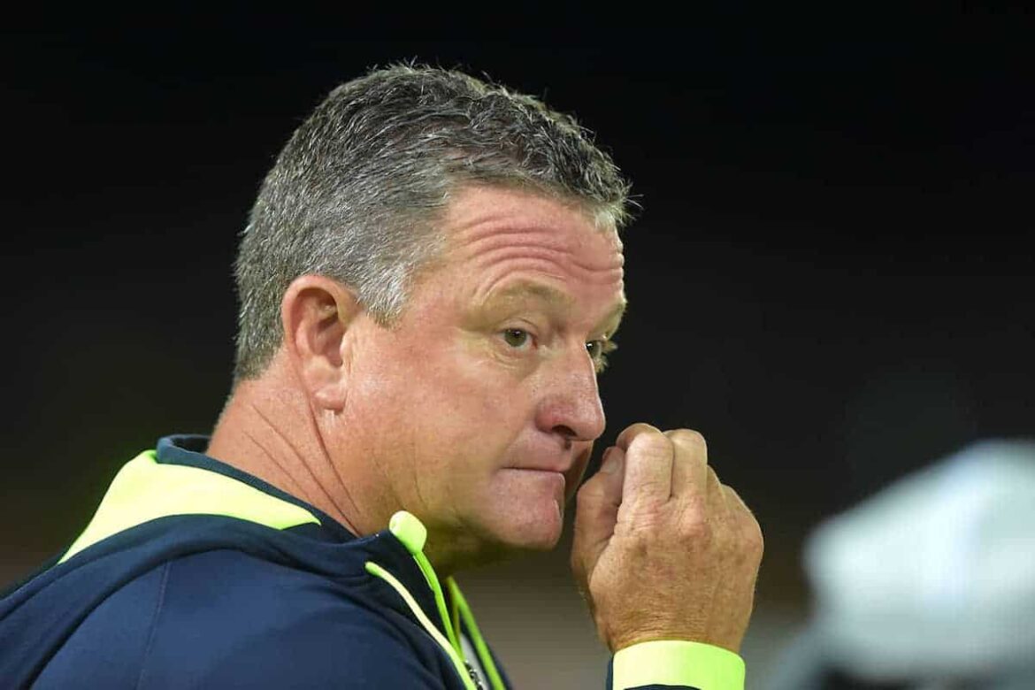 Kaizer Chiefs fire head coach Gavin Hunt. How many coaches will Kaizer Chiefs hire to get the right one ? People will always ask if it is the coaches or the management and sometimes some think its the players. Well hunt is gone and Assistant coaches Arthur Zwane and Dillion Sheppard will take charge of the team in the interim.
