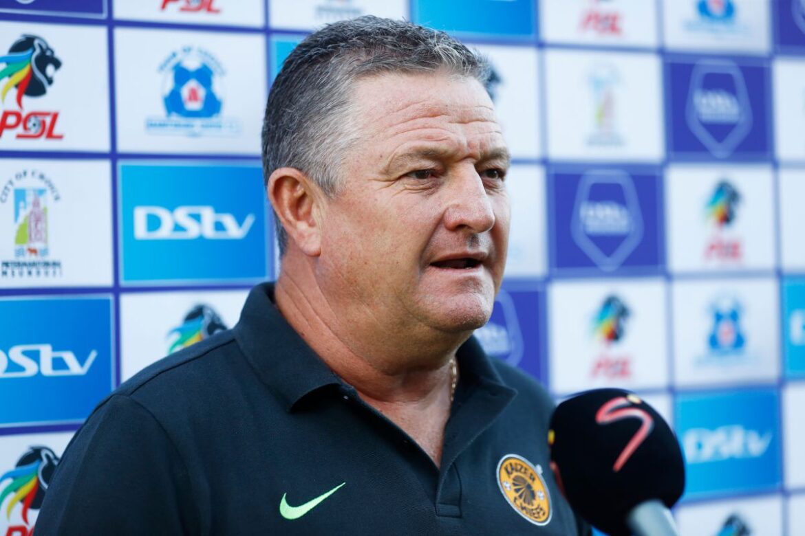 Kaizer Chiefs must be patient with Gavin Hunt