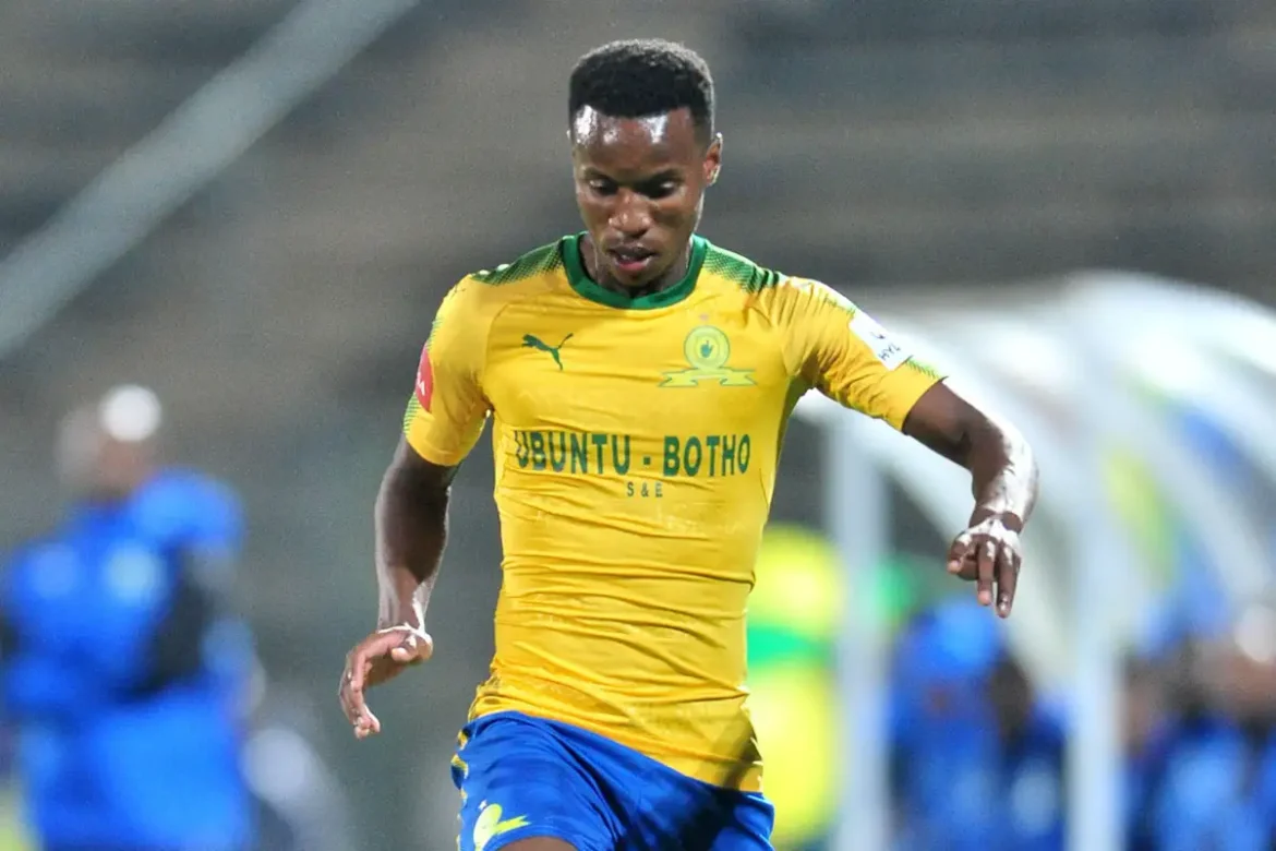 mamelodi sundowns vs kaizer chiefs starting line up